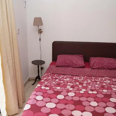 Apartment Saint Lazarus